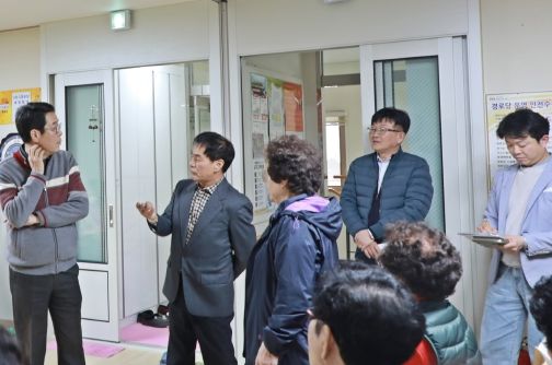 김기배 수원 팔달구청장, 우만경로당 개·보수 직접 살펴