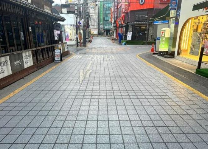 구리시 구도심 상권 보행로 도막 공사 이후
