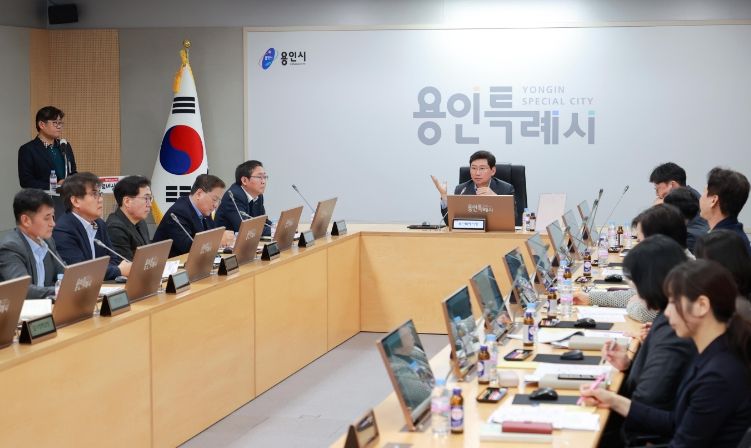 용인특례시(시장 이상일)는 시의 미래 비전과 도시 정체성 구축을 위한 상징물을 새로 개발할 예정이라고 27일 밝혔다.