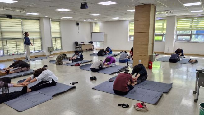 부천시 100세건강실은 부천시민을 대상으로 분기별 특화프로그램 ‘진달래(진하고 달콤한 내일)’를 운영하고 있다