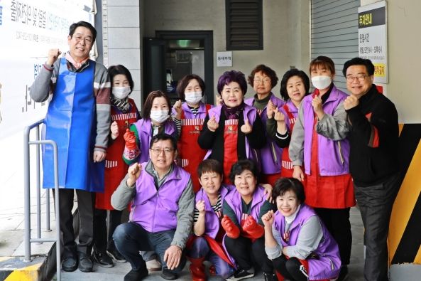 수원시 팔달구 우만1동 주민자치회, 반찬나눔으로 1류 동네 조성 추진