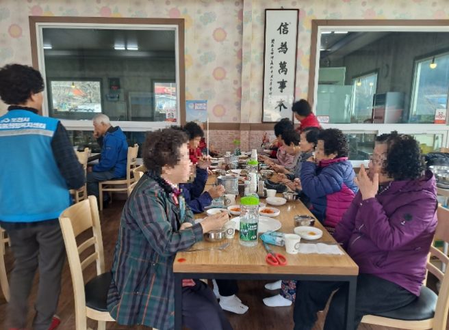 포천시무한돌봄희망복지센터, 종자산 꽃가람 막국수와 외식지원 행사 진행