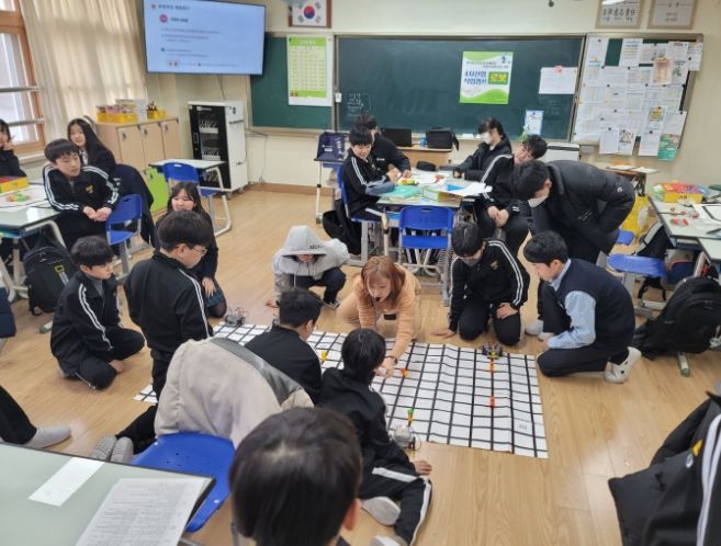 과천문원중 교육과정 학사일정 중 코딩 로봇 체험
