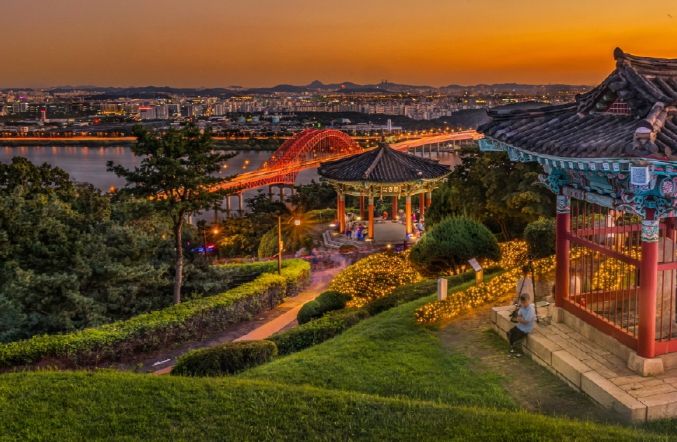 행주산성 정상에서 내려다 본 야경