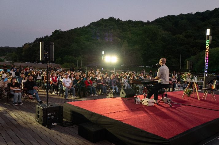 ‘전주 인문학’ 인문버스킹으로 ‘활짝’