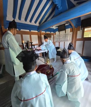 영해면 둑 제사 진행 모습.