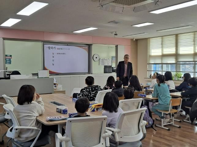 연천교육지원청, 궁평초등학교 연천군 '독서 홍보대사'가 찾아가는 독서문화진흥프로그램 진행