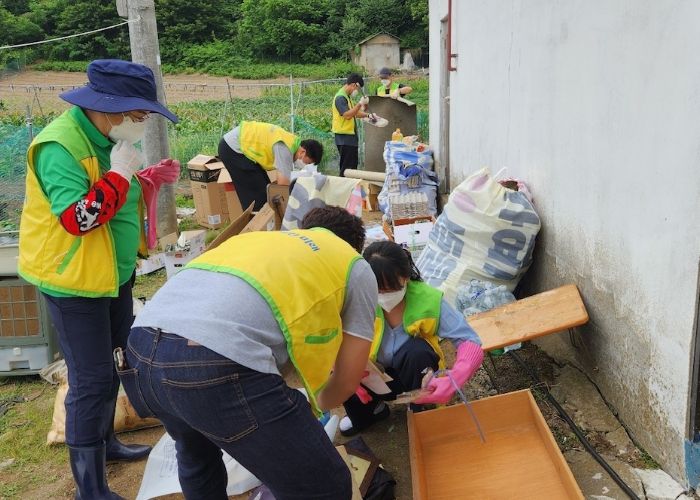 진접읍, 자원봉사센터 북부분소와 함께 독거노인 주거환경 개선 나서