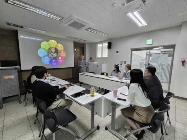 시흥시장곡종합사회복지관, 직원 역량 강화 '조직문화 컨설팅 교육' 진행
