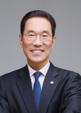 더불어민주당 김주영 국회의원(경기 김포시갑, 국회 기후에너지환경노동위원회 간사)