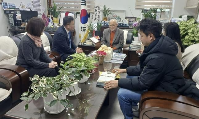 황규돈 수원시 팔달구청장, 취임 첫날 노인복지 현장 방문