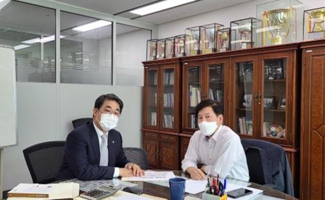 ‘21.06.08 정부세종청사 방문 최상대 예산실장 면담 및 인상 요청