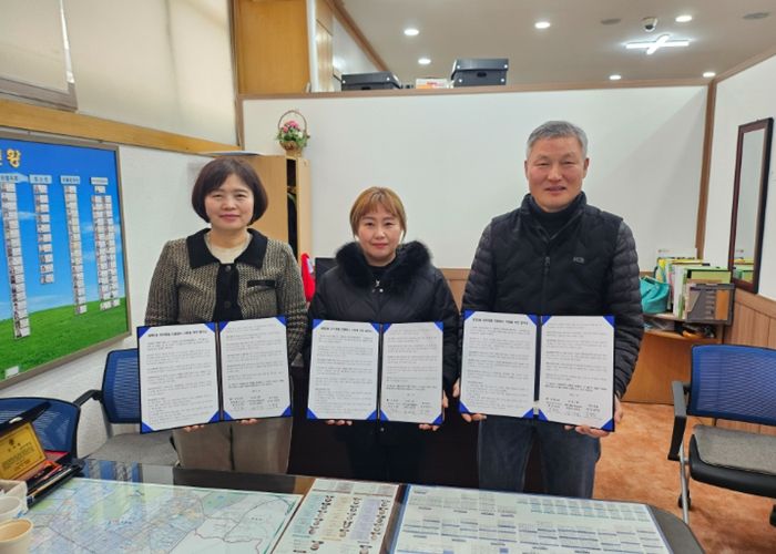 광명시 광명3동 지역사회보장협의체는 지난 24일 관내 현미용실과 ‘찾아가는 미용서비스’ 재능기부 협약을 체결했다.