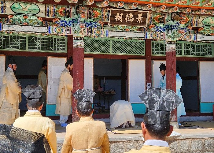 퇴계 이황의 숨결 기리는 덕곡서원 춘향제례 봉행